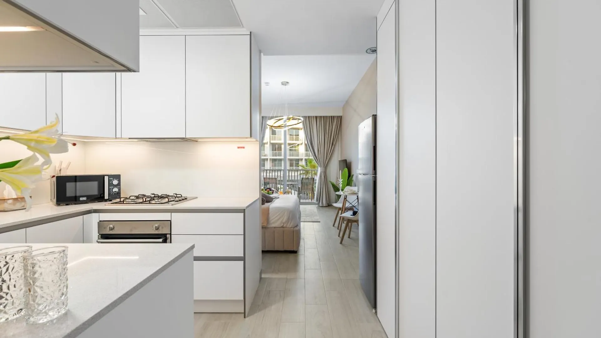 Luxury Santorini Studio Style Dubai 0*,  United Arab Emirates